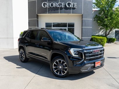 New 2025 GMC Terrain Elevation w/ Elevation Premium Package