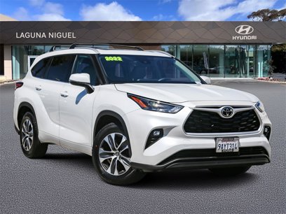 Used 2022 Toyota Highlander XLE