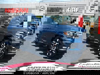 Used 2023 Mercedes-Benz GLB 250 w/ Premium Package