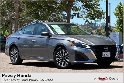 Used 2024 Nissan Altima 2.5 SV