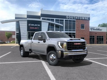 New 2025 GMC Sierra 3500 Pro w/ 1SA Pro Safety Plus Package