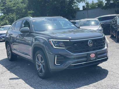 New 2024 Volkswagen Atlas Cross Sport SEL R-Line