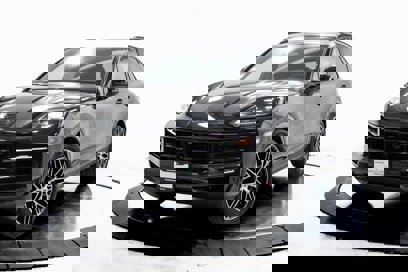 Certified 2025 Porsche Cayenne