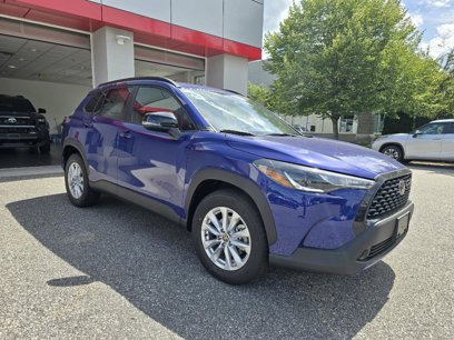 New 2025 Toyota Corolla Cross LE