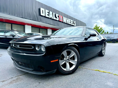 Used 2016 Dodge Challenger SXT