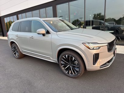 New 2025 Volvo XC90 T8 Plus w/ Protection Package Premier