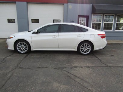 Used 2013 Toyota Avalon XLE