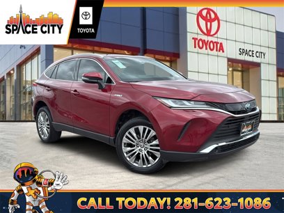 Used 2021 Toyota Venza XLE w/ Softex Package