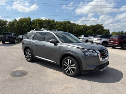 Used 2024 Nissan Pathfinder Platinum w/ Cargo Package