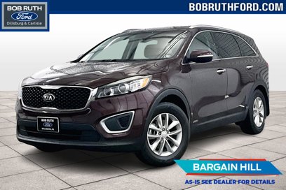 Used 2016 Kia Sorento LX w/ LX Convenience Package