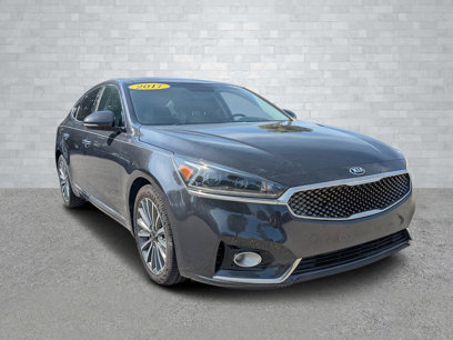 Used 2017 Kia Cadenza Premium w/ Luxury Package