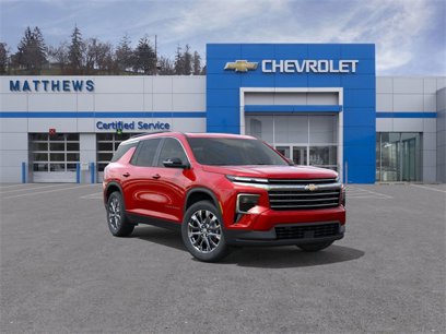 New 2025 Chevrolet Traverse LT w/ Sun and Wheel Package