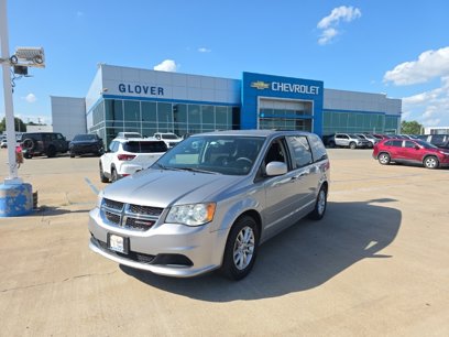 Used 2014 Dodge Grand Caravan SXT w/ Rear Park Assist Package