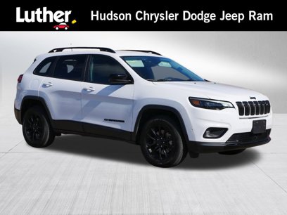 Used 2023 Jeep Cherokee Altitude Lux