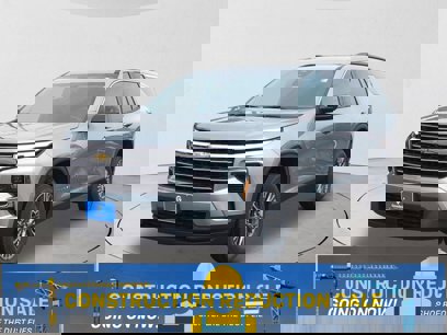 New 2025 Chevrolet Traverse LT