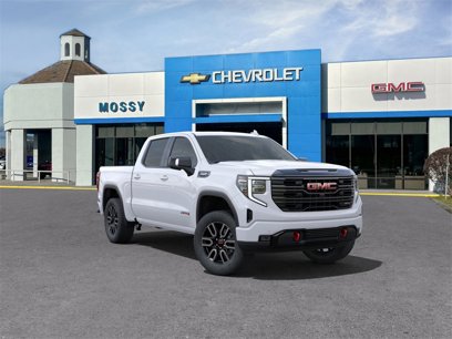 New 2025 GMC Sierra 1500 AT4 w/ Technology Package