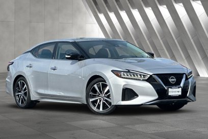Used 2023 Nissan Maxima SV w/ Floor Mat Group