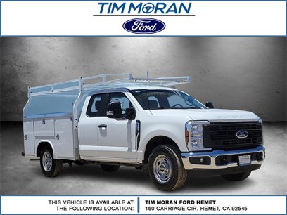 New 2025 Ford F250 XL w/ XL Chrome Package