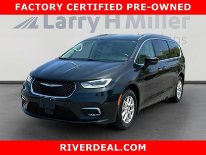 Used 2021 Chrysler Pacifica Touring-L