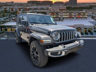 New 2025 Jeep Wrangler Unlimited Sahara w/ Safety Group