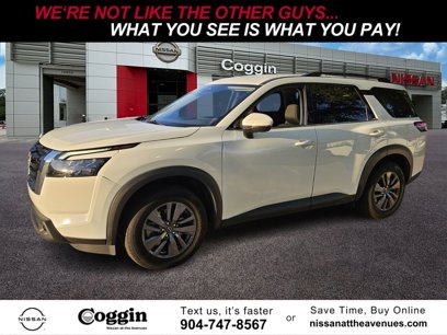 Used 2023 Nissan Pathfinder SV