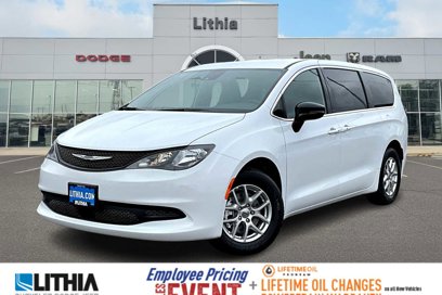 New 2025 Chrysler Voyager LX