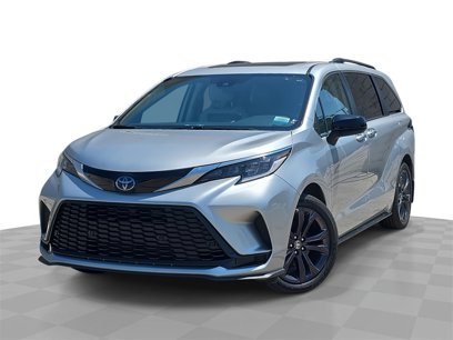 Used 2022 Toyota Sienna XSE