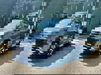 New 2025 Volkswagen Tiguan S