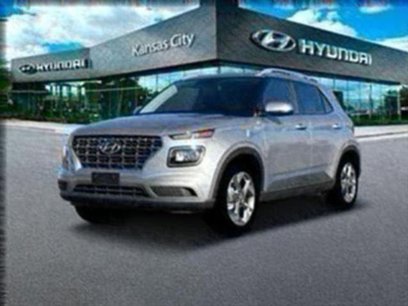 New 2025 Hyundai Venue SEL