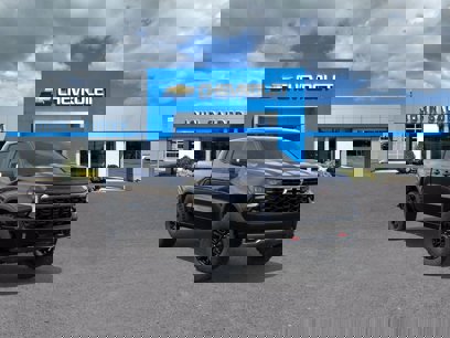 New 2025 Chevrolet Silverado 1500 ZR2 w/ Technology Package