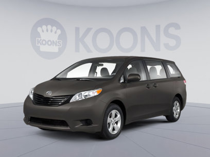 Used 2013 Toyota Sienna LE