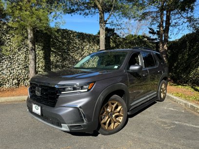 Used 2023 Honda Pilot Elite
