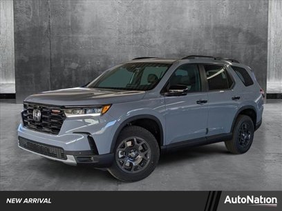 New 2025 Honda Pilot TrailSport