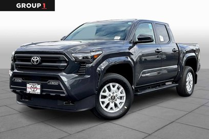 New 2025 Toyota Tacoma SR5