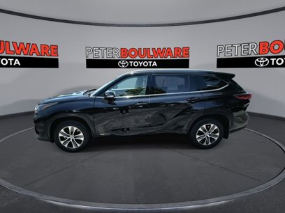 Used 2022 Toyota Highlander XLE