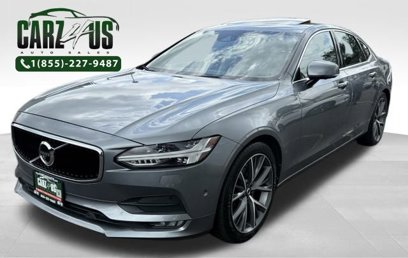 Used 2017 Volvo S90 T6 Momentum w/ Vision Package
