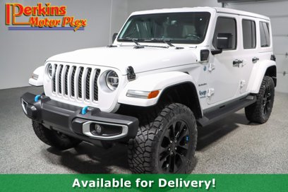 Used 2022 Jeep Wrangler Unlimited Sahara w/ Cold Weather Group