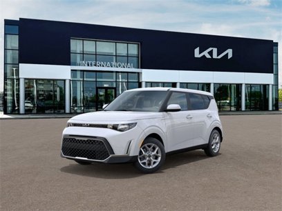 New 2025 Kia Soul LX