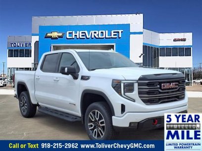 New 2025 GMC Sierra 1500 AT4 w/ AT4 Premium Package