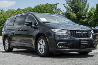Used 2022 Chrysler Pacifica Touring-L