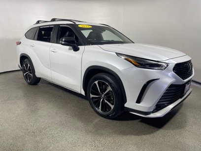Certified 2022 Toyota Highlander XSE