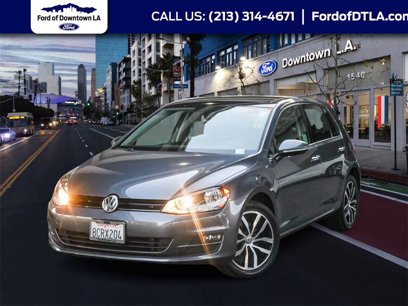 Used 2017 Volkswagen Golf SE
