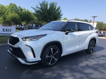 Certified 2022 Toyota Highlander XSE