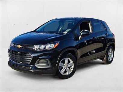 Used 2022 Chevrolet Trax LS w/ Tint and Cruise Package