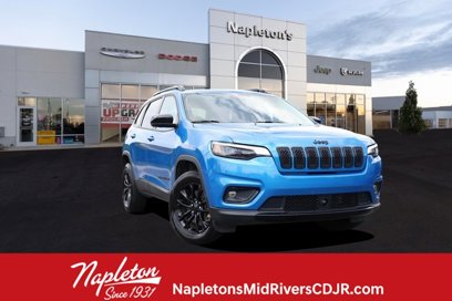 Used 2023 Jeep Cherokee Altitude Lux