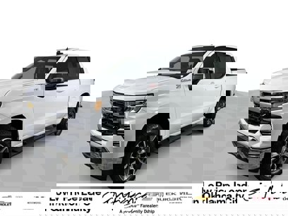 New 2025 Chevrolet Silverado 1500 LT