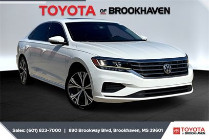 Used 2022 Volkswagen Passat 2.0T SE