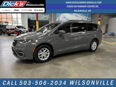 Used 2022 Chrysler Pacifica Touring-L
