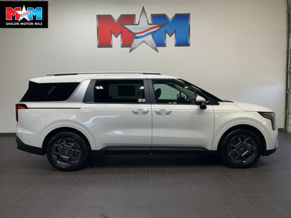 New 2026 Kia Carnival EX