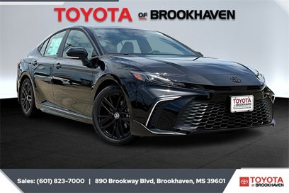 New 2025 Toyota Camry SE w/ Convenience Package
